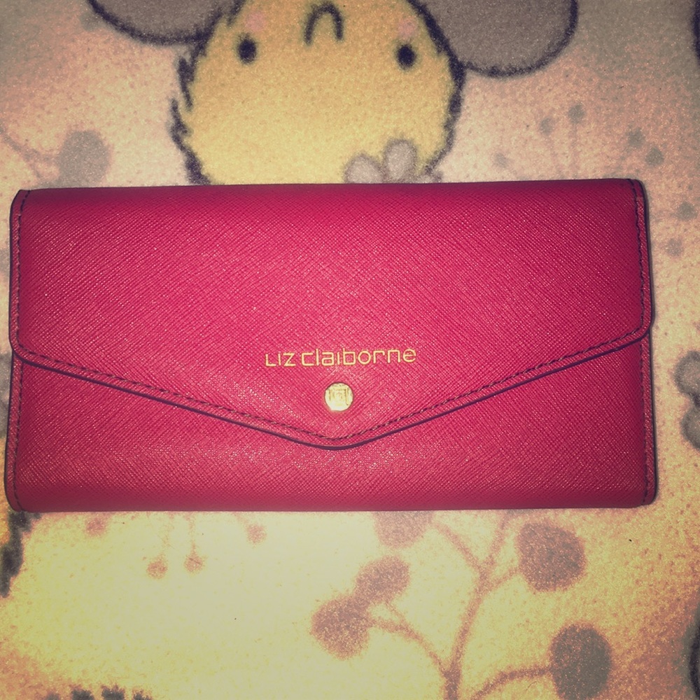 Hi, I am selling a Pink/Red Liz Claiborne wallet.